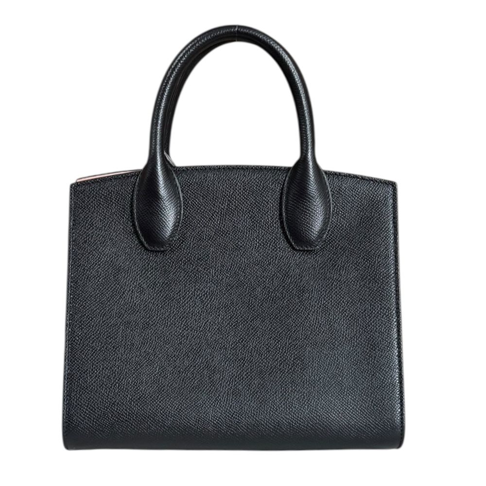 希少・極美品✨サルヴァトーレフェラガモ　スタジオ　2way バッグ　レザー　黒 FERRAGAMO 【9/4-9/7 LYP会員+P10倍】フェラガモ トートバッグ
