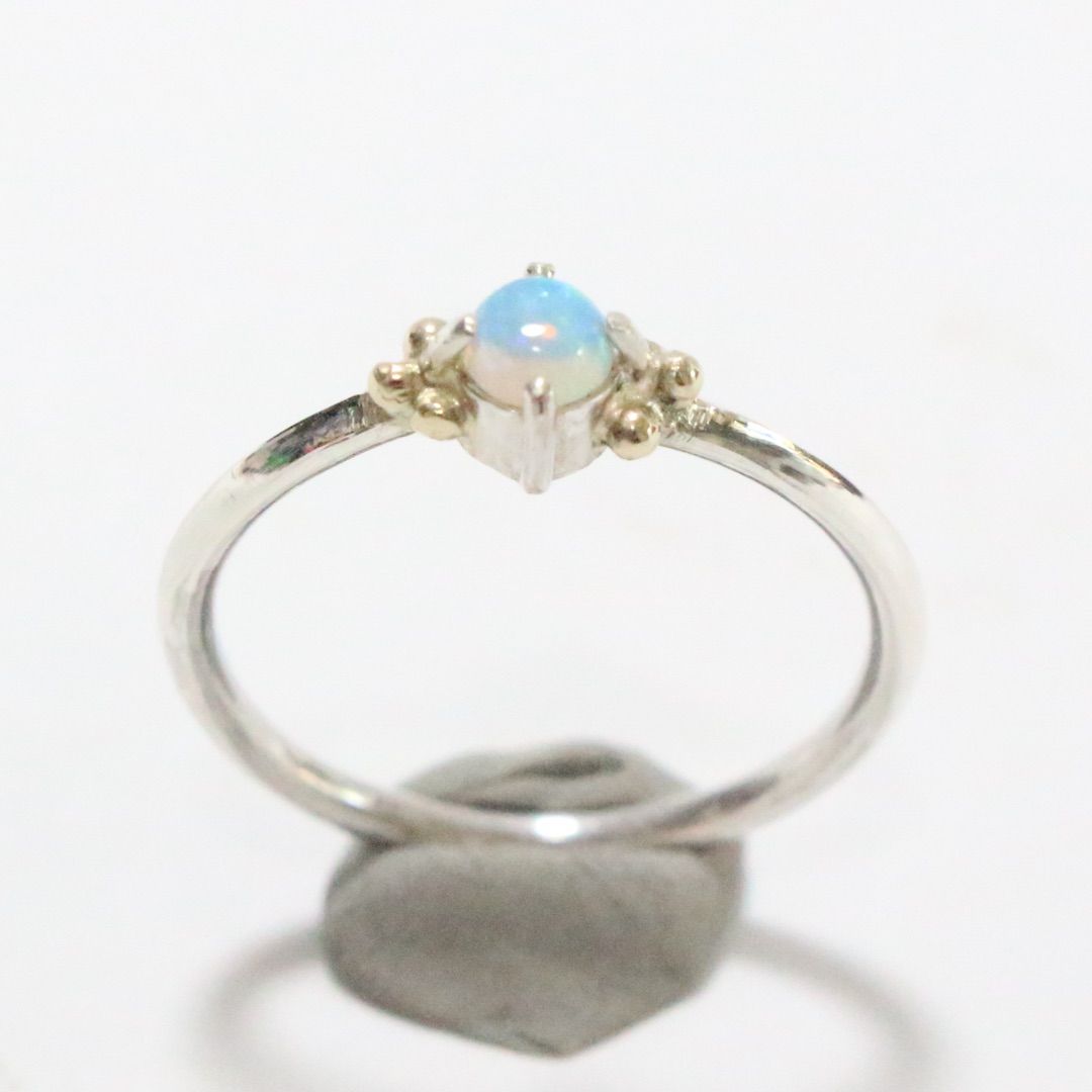 ふわりと遊色が揺れる∮オーストラリア産オパールのK10粒々シルバーリング11号強 ふわりと遊色が揺れる∮オーストラリア産オパールのK10粒々シルバー