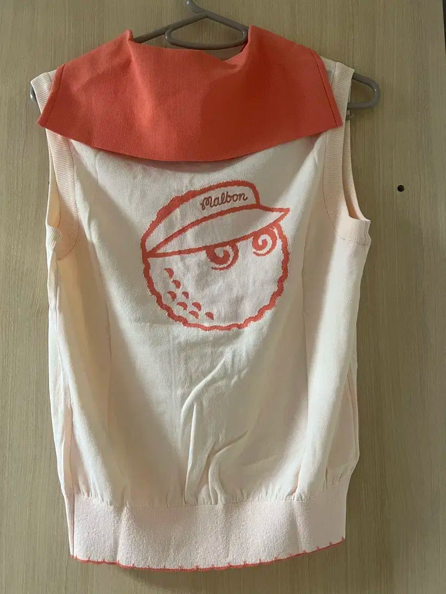 マルボンゴルフ ニット ベスト 定価31万ウォン