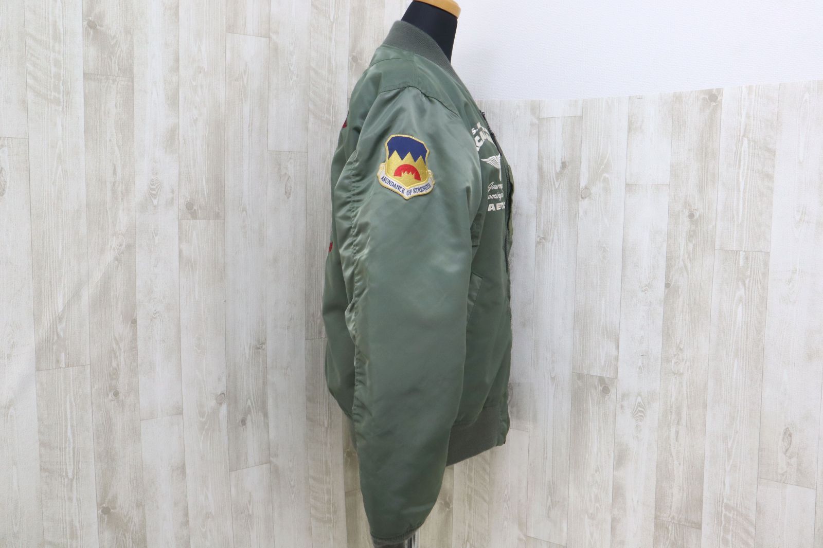 AVIREX LIGHT MA-1 FLYING CADET ライト MA-1 フライングカデット (L
