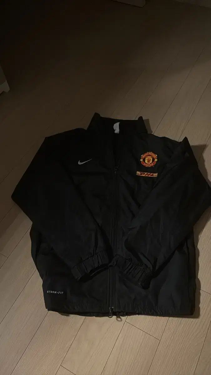 緊急) XL 限定品 Nike(ナイキ） MANCHESTER UNITED FC
