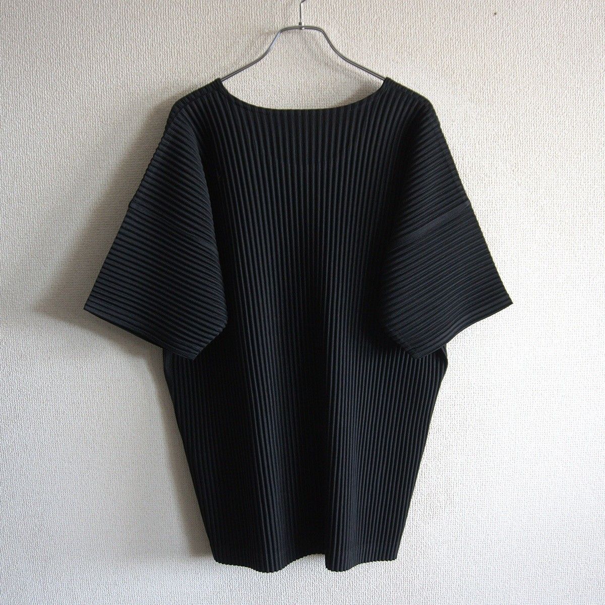 美品】 HOMME PLISSE ISSEY MIYAKE【プリーツ カットソー】4 ブラック 