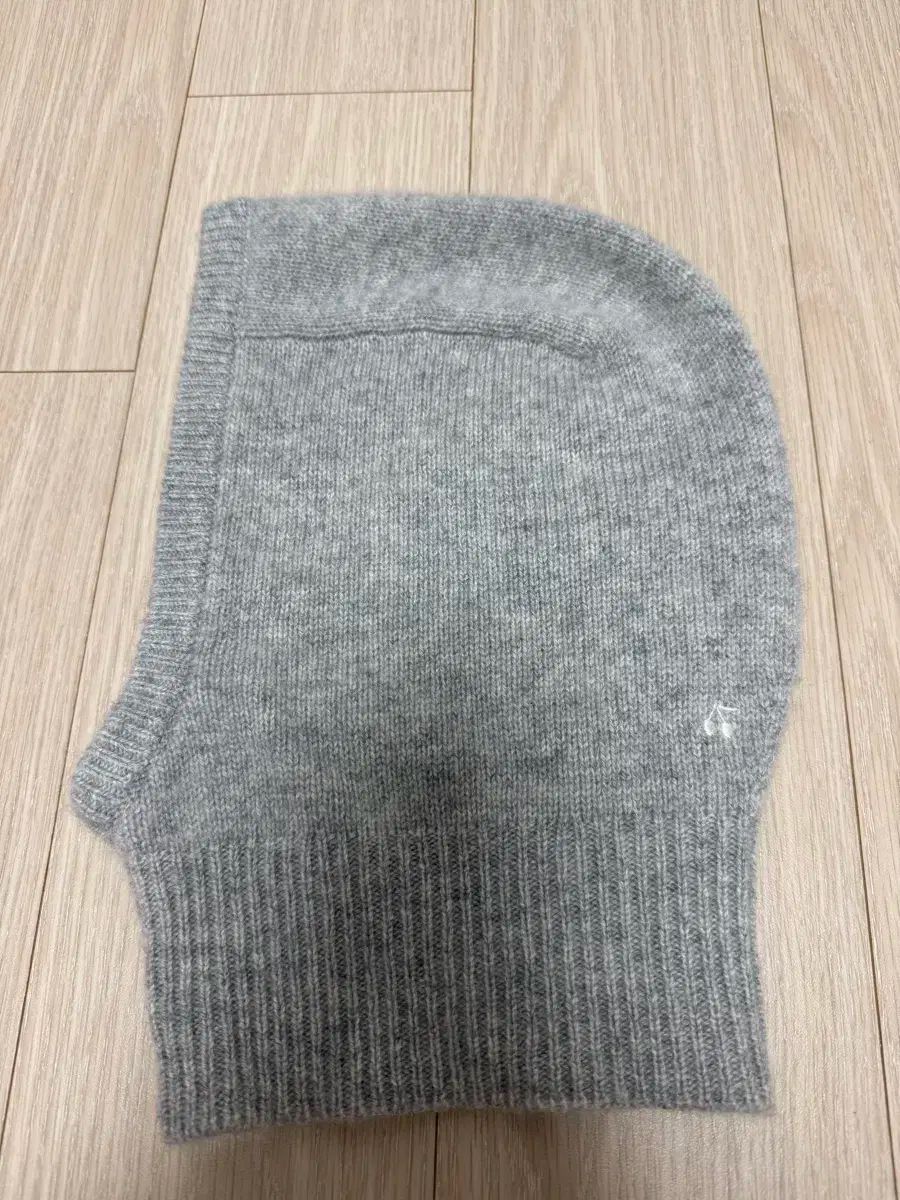 ボンポワン カシミヤ バラクラバ グレー 8A 1 企業製品
