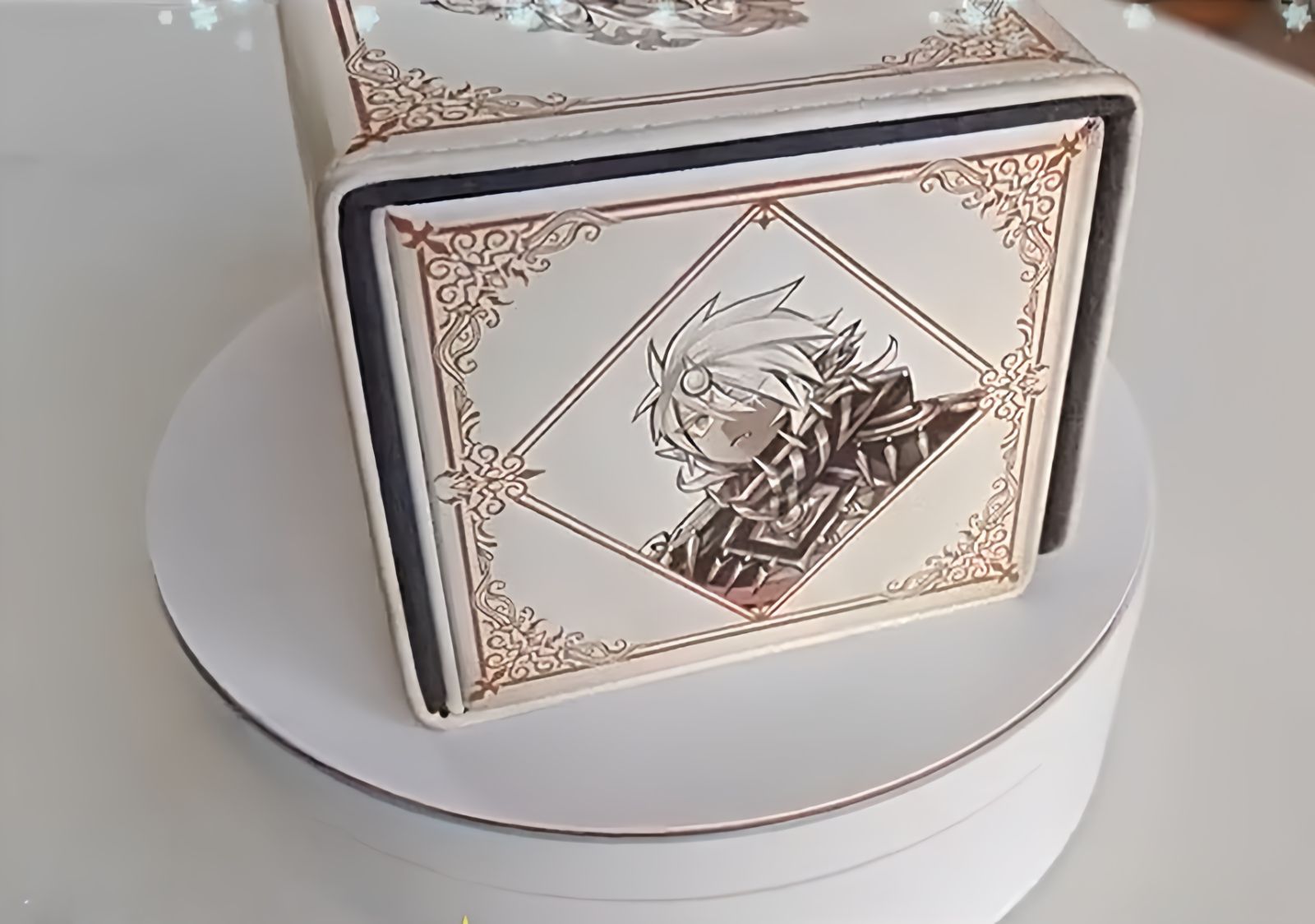 デッキケース 白の物語 アルバス エクレシア 遊戯王 レザー