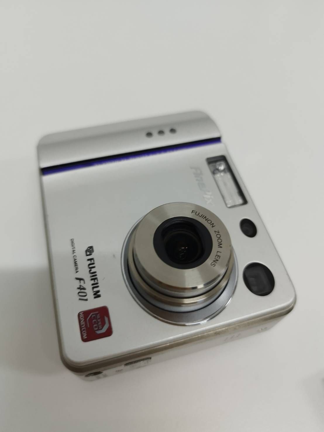 デジタルカメラ FINEPIX F401 FUJIFILM FUJIFILM FinePix F401 電源の入れ方 | しばさんのカメラ
