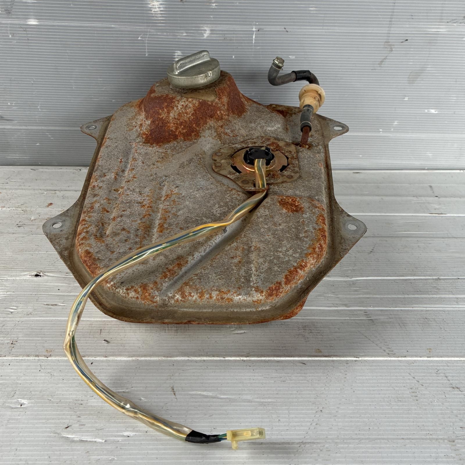 HONDA ディオフィット50 AF27 燃料タンク ホンダ HONDA スーパーディオ