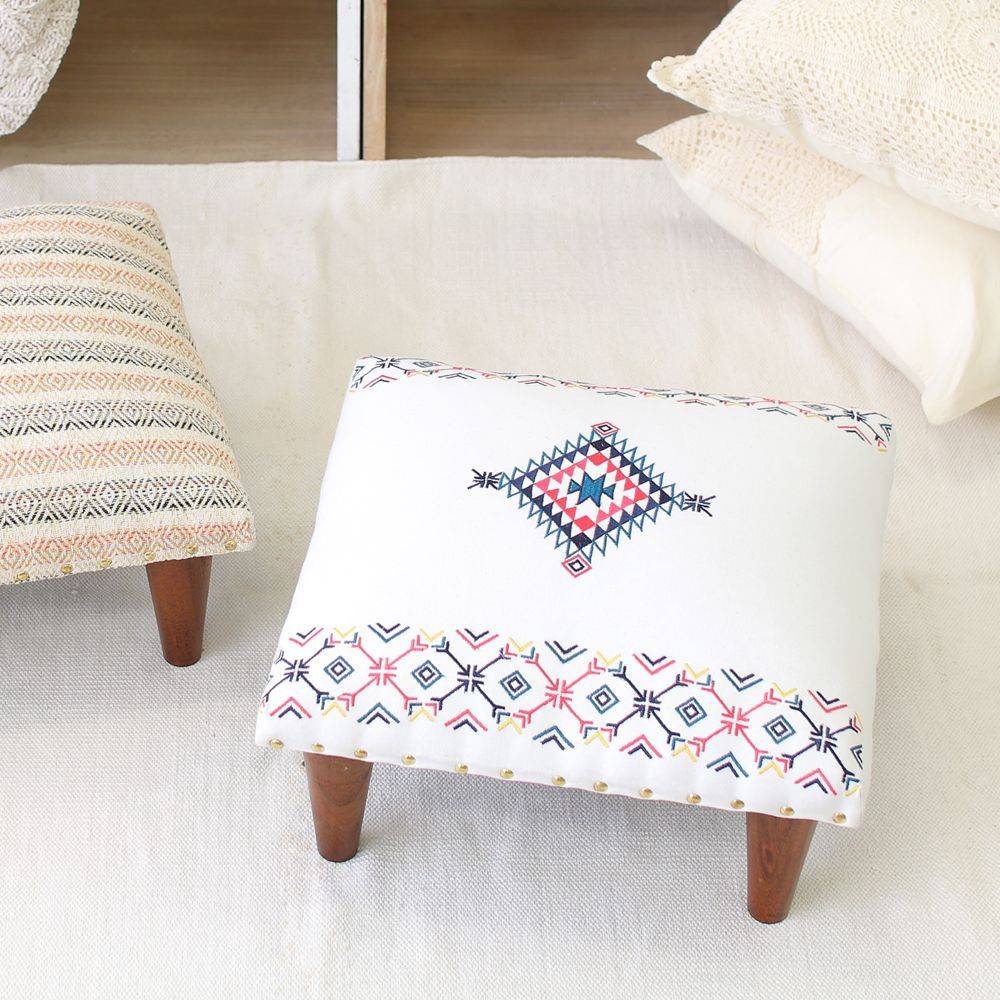 チマヨ刺繍】ロースツール スクエア型 イス オットマン 木製 椅子