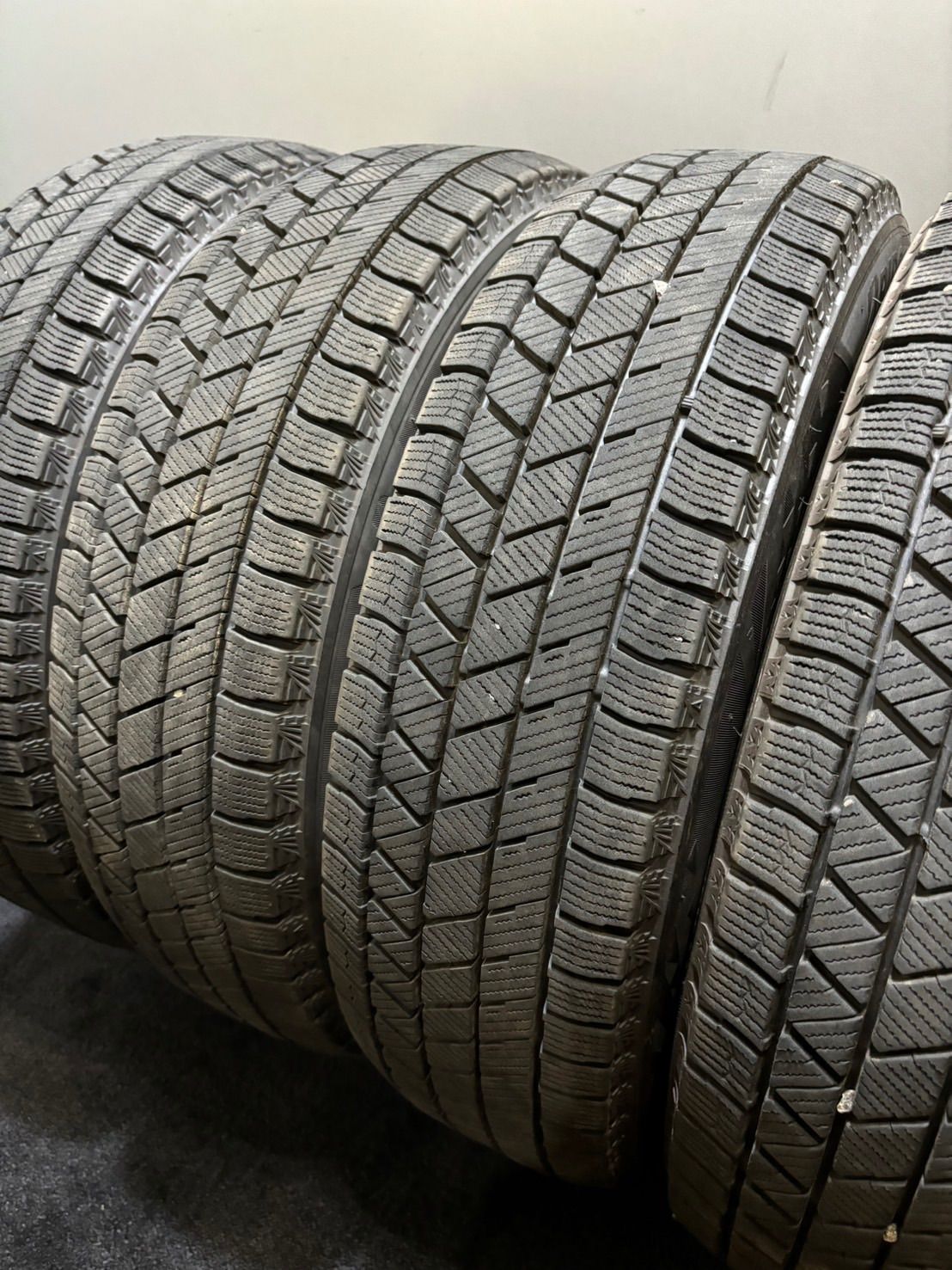 【送料込み】165/70R14 2021年製 ブリヂストン VRX3 4本セット 4本セット ブリヂストン ブリザック VRX3 165/70R14 81Q タイヤ