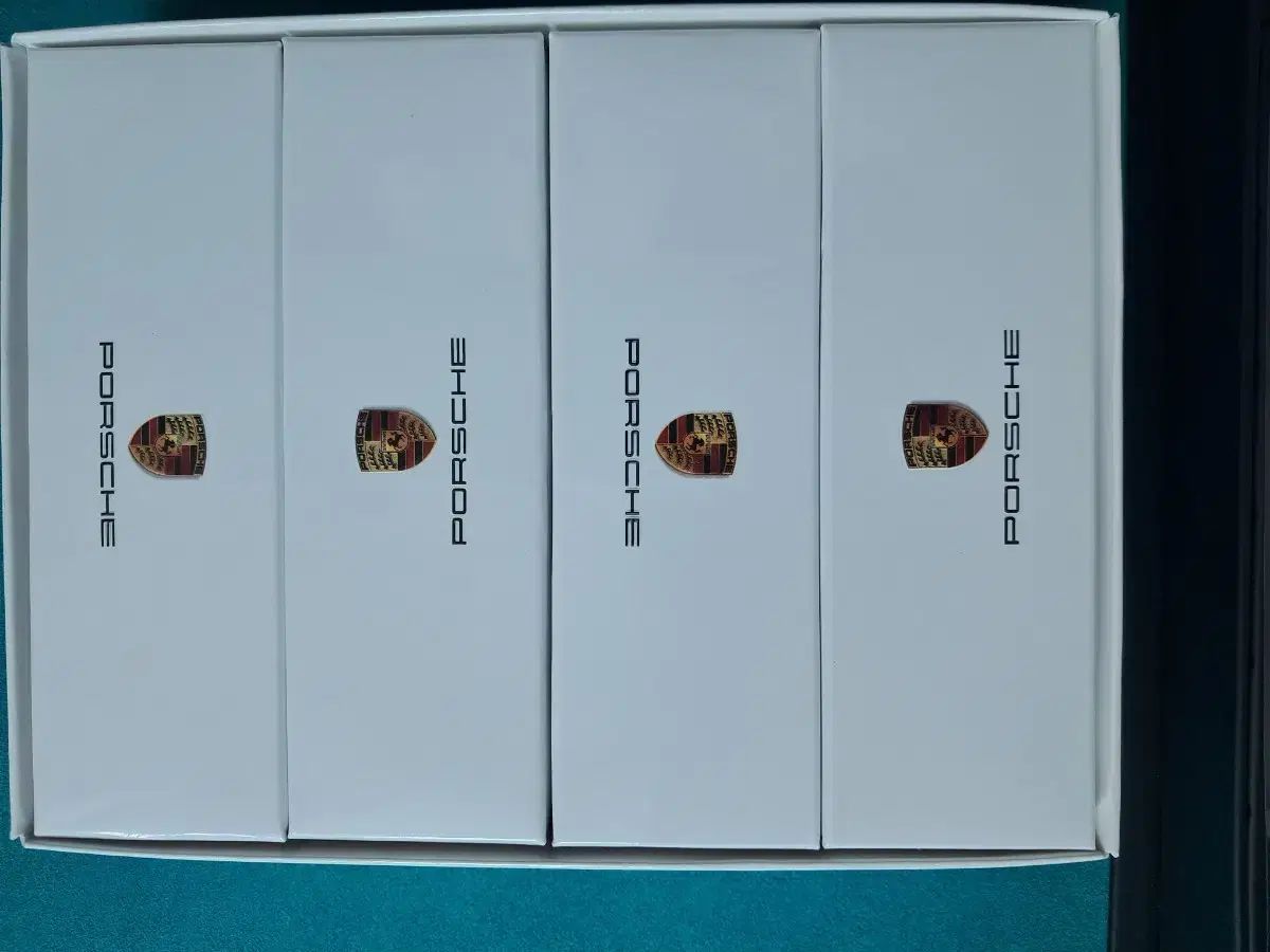 ポルシェ グッズ ゴルフボール 3 平和
