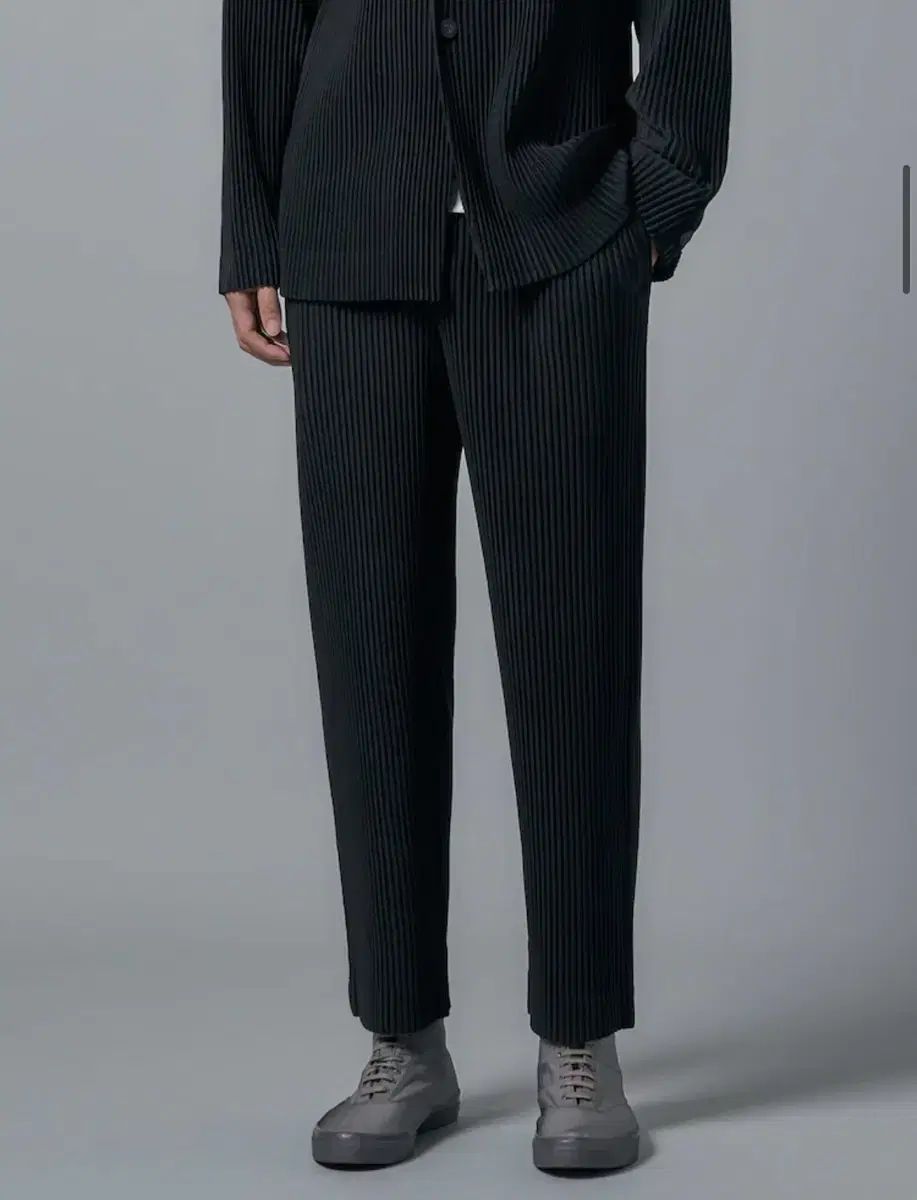 HOMME PLISSE ISSEY MIYAKE プリーツサイズ2 オム プリッセ プリーツ 新作 2 サイズ HOMME PLISSE ISSEY MIYAKE