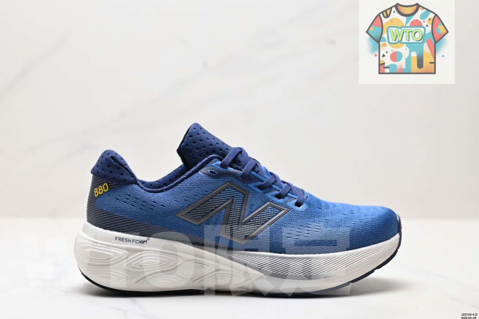 New Balance スニーカー型 置時計　ニューバランス　レトロ　非売品レア ニューバランス New Balance W880 シリーズ レトロダディー