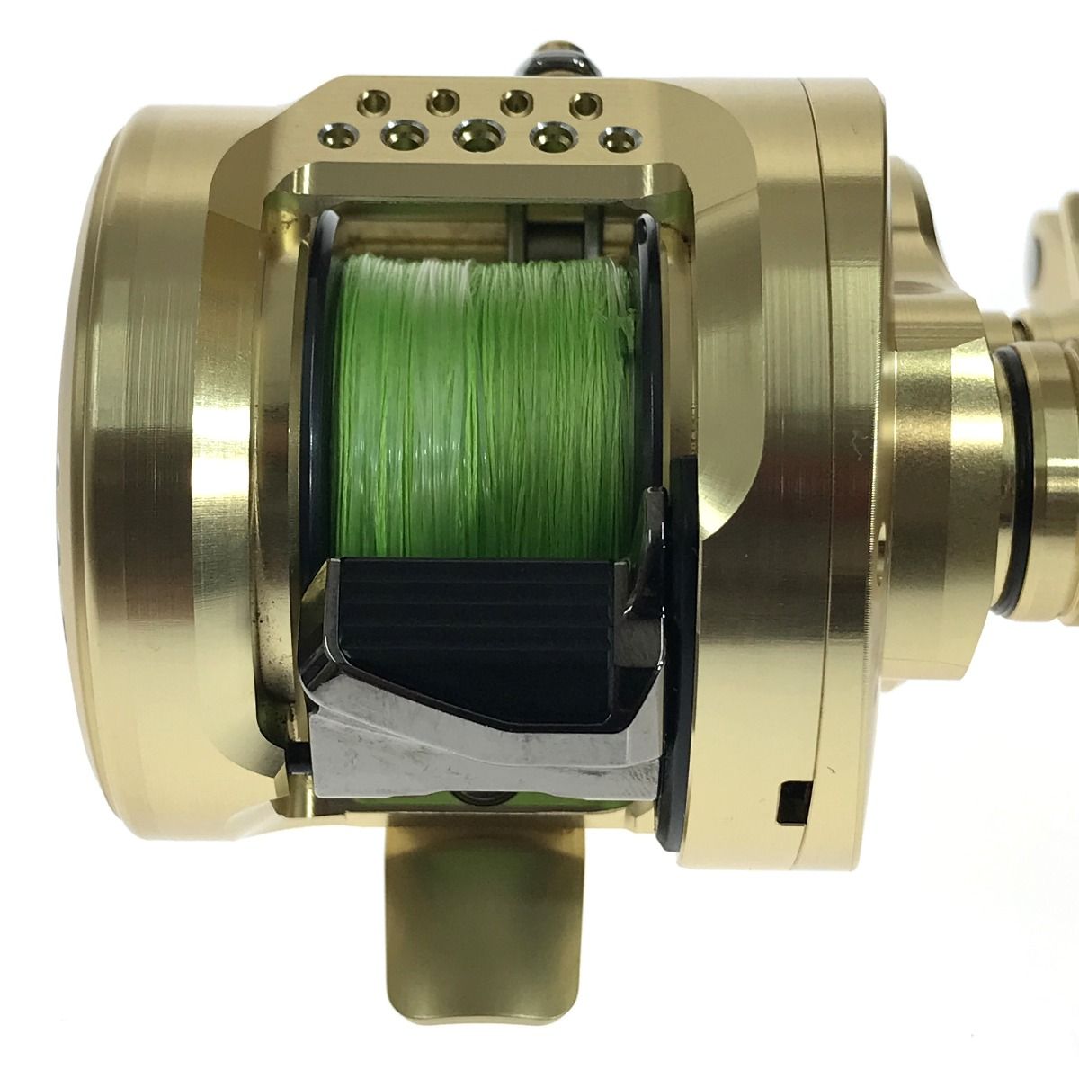 SHIMANO - 【未使用】SHIMANO カルカッタコンクエスト 200HG 04238 SHIMANO シマノ 21 カルカッタコンクエスト 200HG 04238 右巻き
