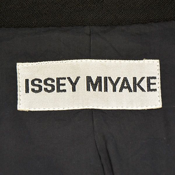 ISSEY MIYAKE イッセイミヤケ ロングジャケット 8054000149537