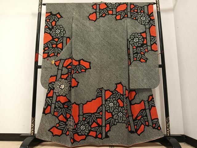 平和屋着物●豪華振袖 駒刺繍 絞り 草花文 黒地 正絹 AABC0644ph