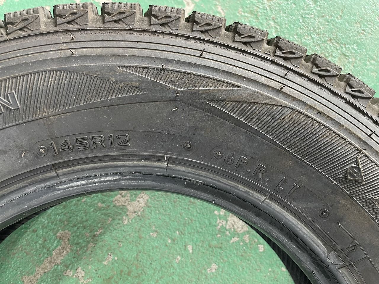 145R12