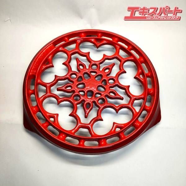 014　ル・クルーゼ　ラウンド・トリベット 鍋敷き 22cm Amazon｜ル・クルーゼ(Le Creuset) ラウンド・トリベット 鍋敷き