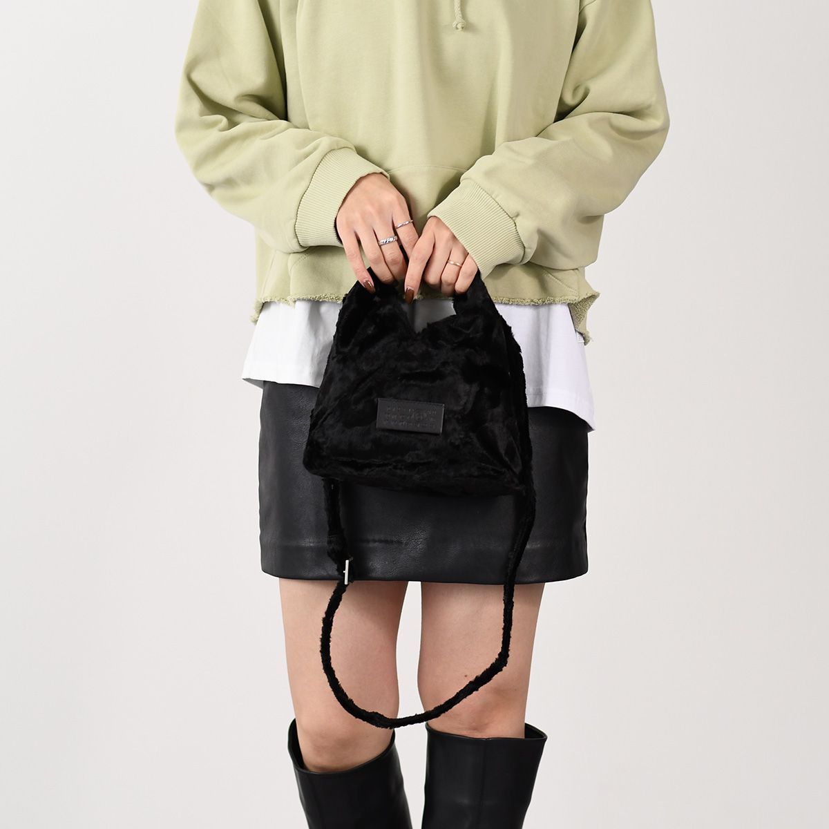 メゾンマルジェラボディバック　Maison Margiela MM6 エムエムシックス マルジェラ JAPANESE CROSSBODY BAG