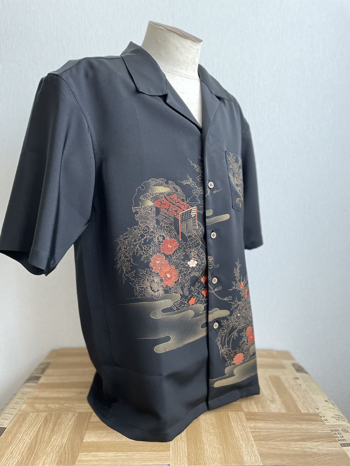 <試作品特価>着物リメイクシャツ（Lサイズ）御所車とお花紅葉の絵羽織-9