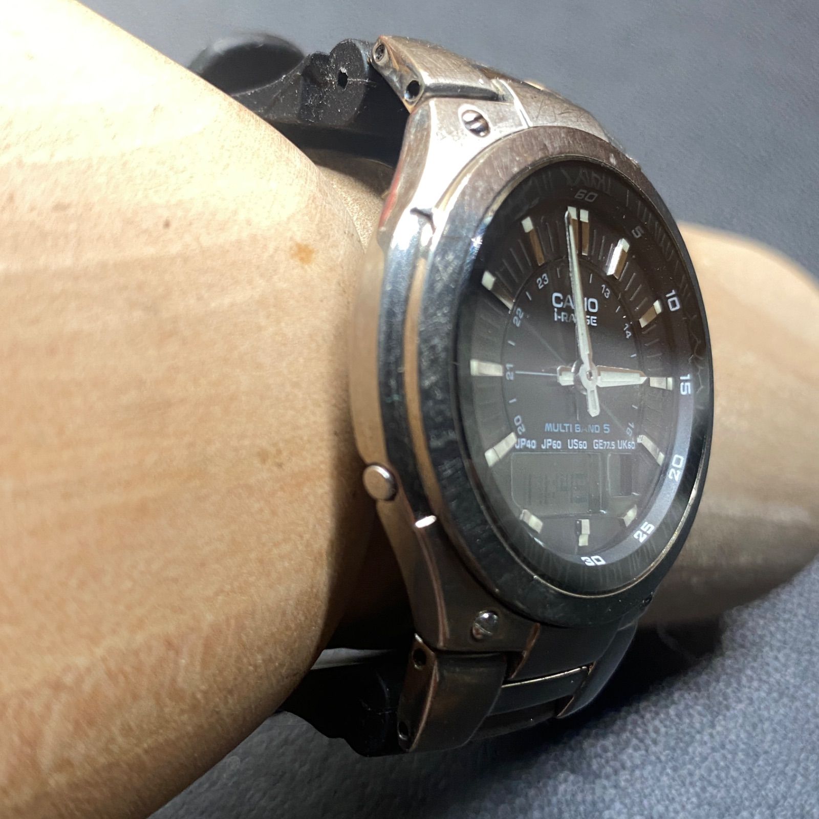 カシオ電波ソーラーメンズメタルバンド チタンチタニウム ワールドタイム アラーム アナログ 防水 lineageマルチバンド6 : [カシオ] 腕時計 ウェーブセプター 国内正規品 電波