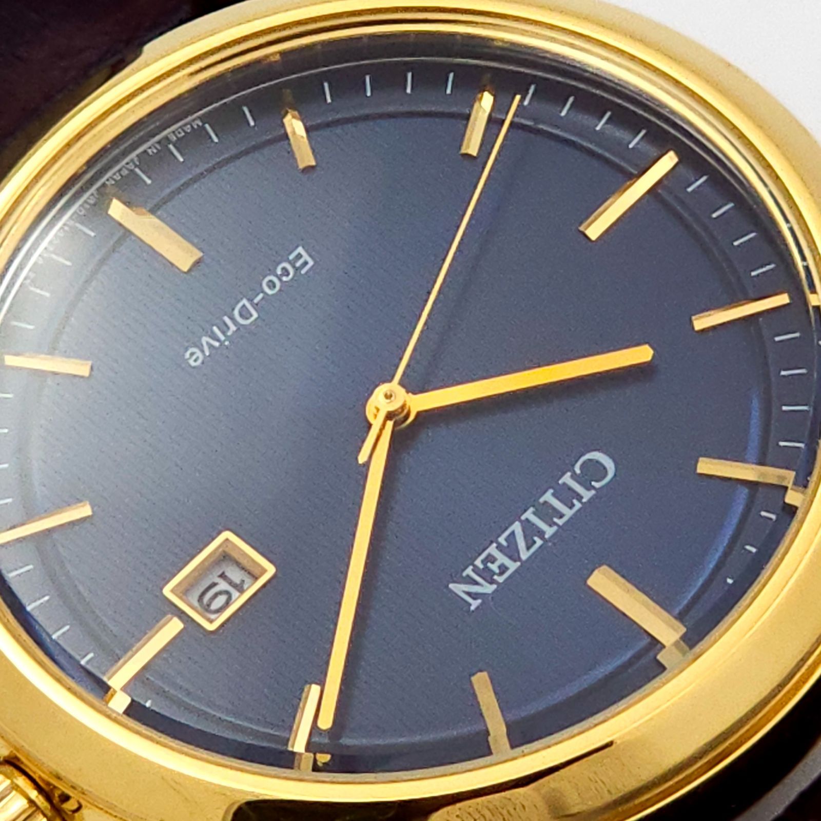 ☆美品 CITIZEN シチズン J810-S097096 ソーラーQZ 動作品 青 - メルカリ