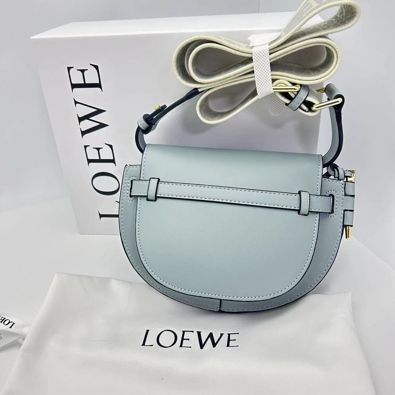 ロエベ LOEWE ショルダーバッグ