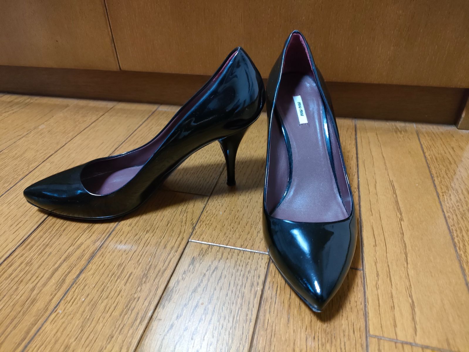 ミュウミュウ miumiu パンプス パテントレザー 36.5 23.5cm 黒 | www