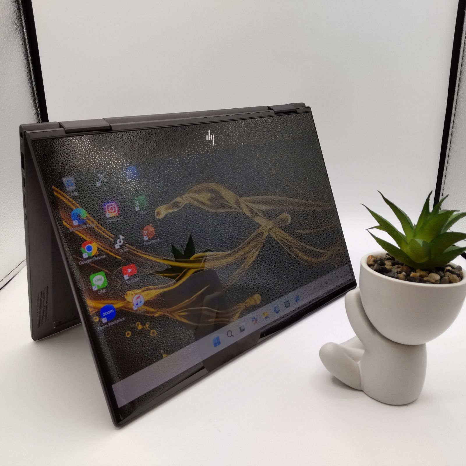ENVY x360 13-ay0000 Ryzen7/メモリ16GB ブラック HP ENVY x360 13-ay0000 レビュー1 ～性能やペンの感触を