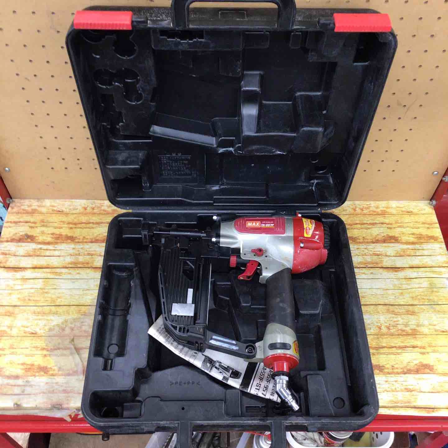 マックス MAX 常圧フロアタッカ TA-557F|957Tフロア 川崎店