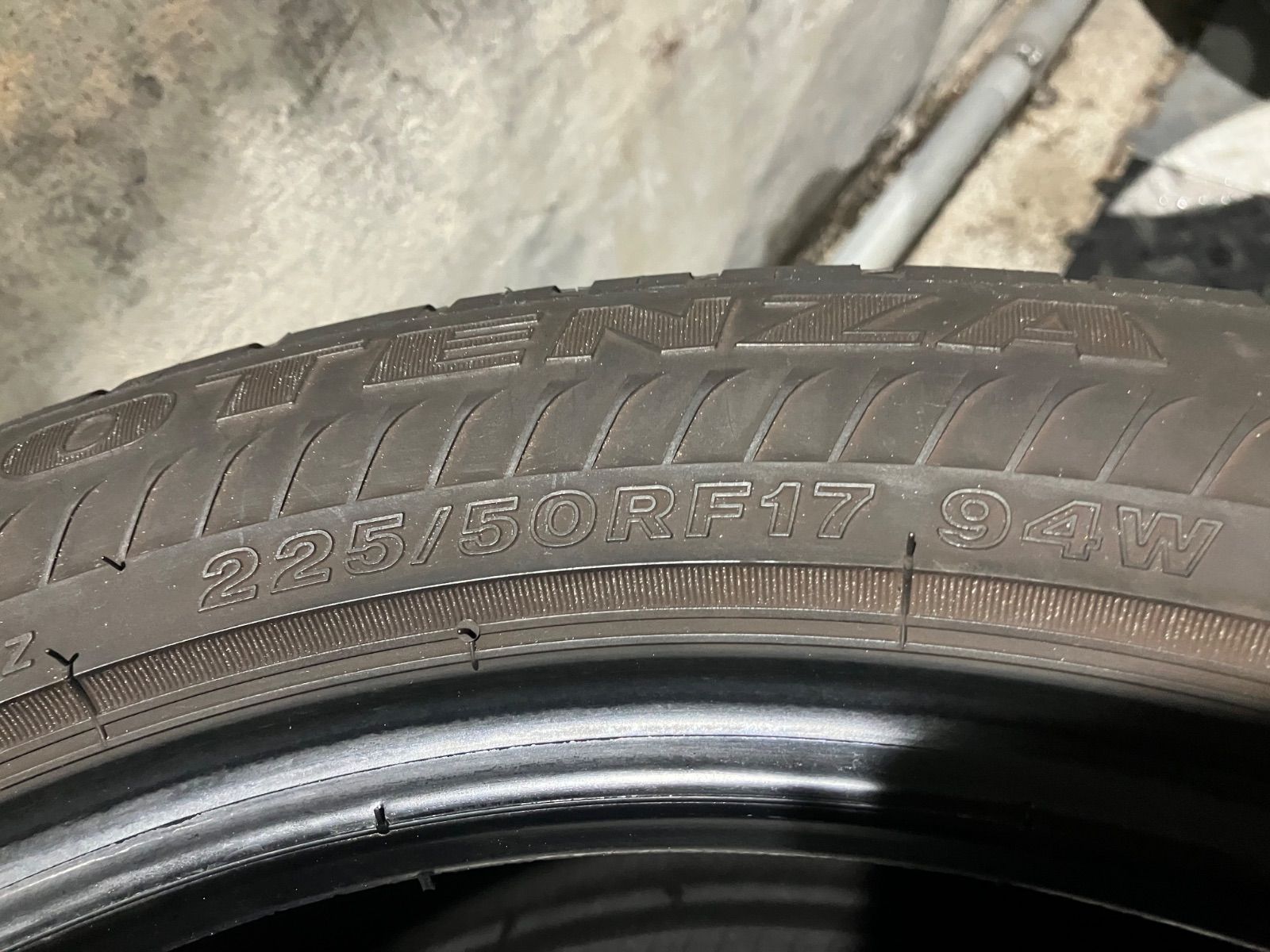 ランフラットタイヤ2本