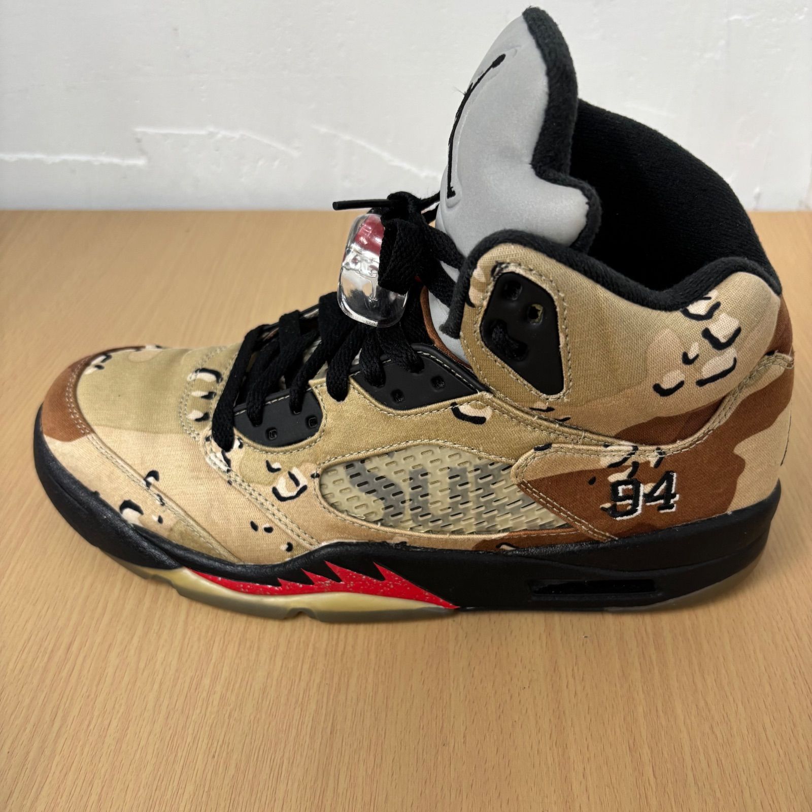ナイキ エアジョーダン5 レトロ シュプリーム デザート カモ　（27cm） ◎NIKE AIR JORDAN 5 SUPREME DESSERT CAMO 27cm シュプリーム