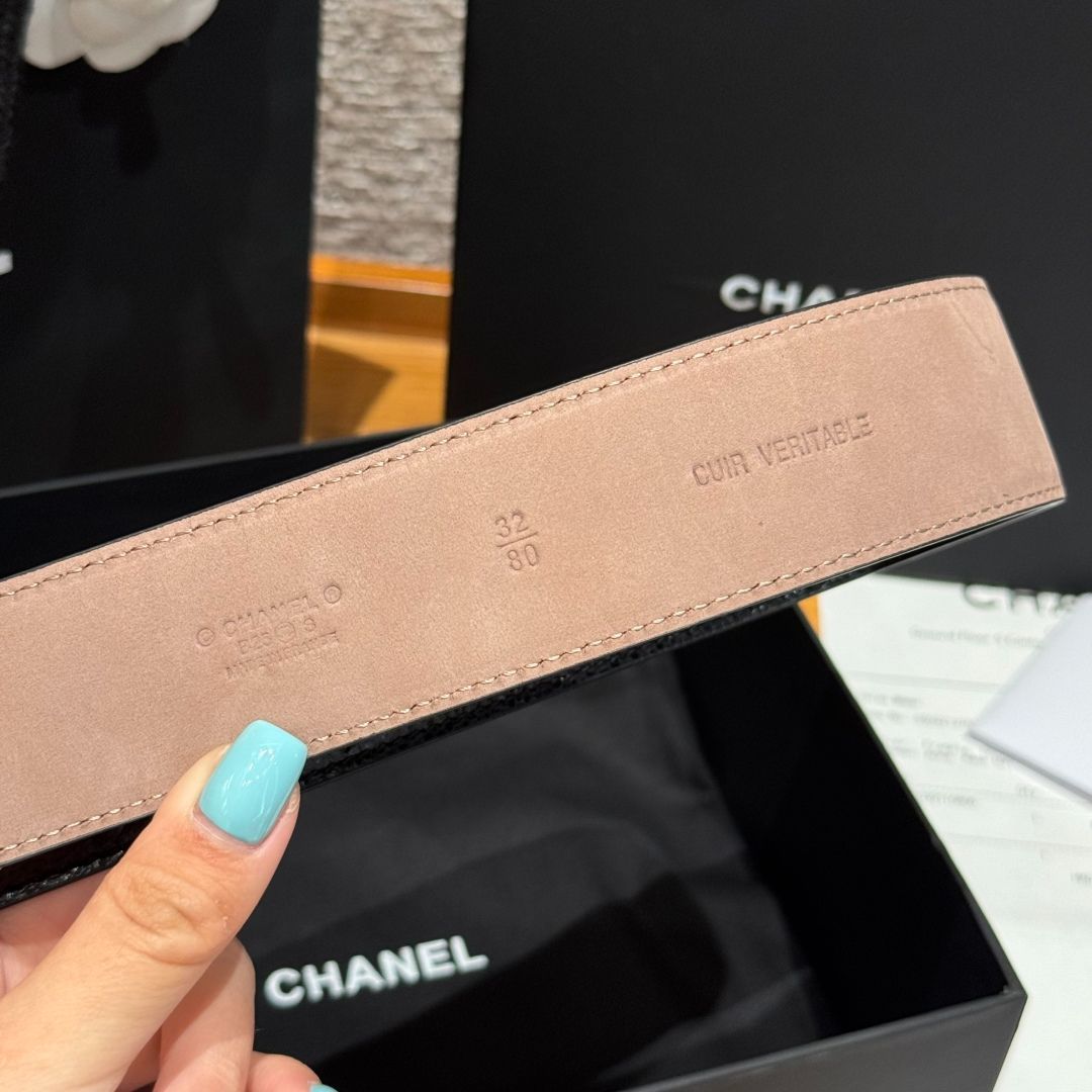 上質素材♡コーデのアクセントに【CHANEL】ベルト 上質素材♡コーデのアクセントに【CHANEL】ベルト