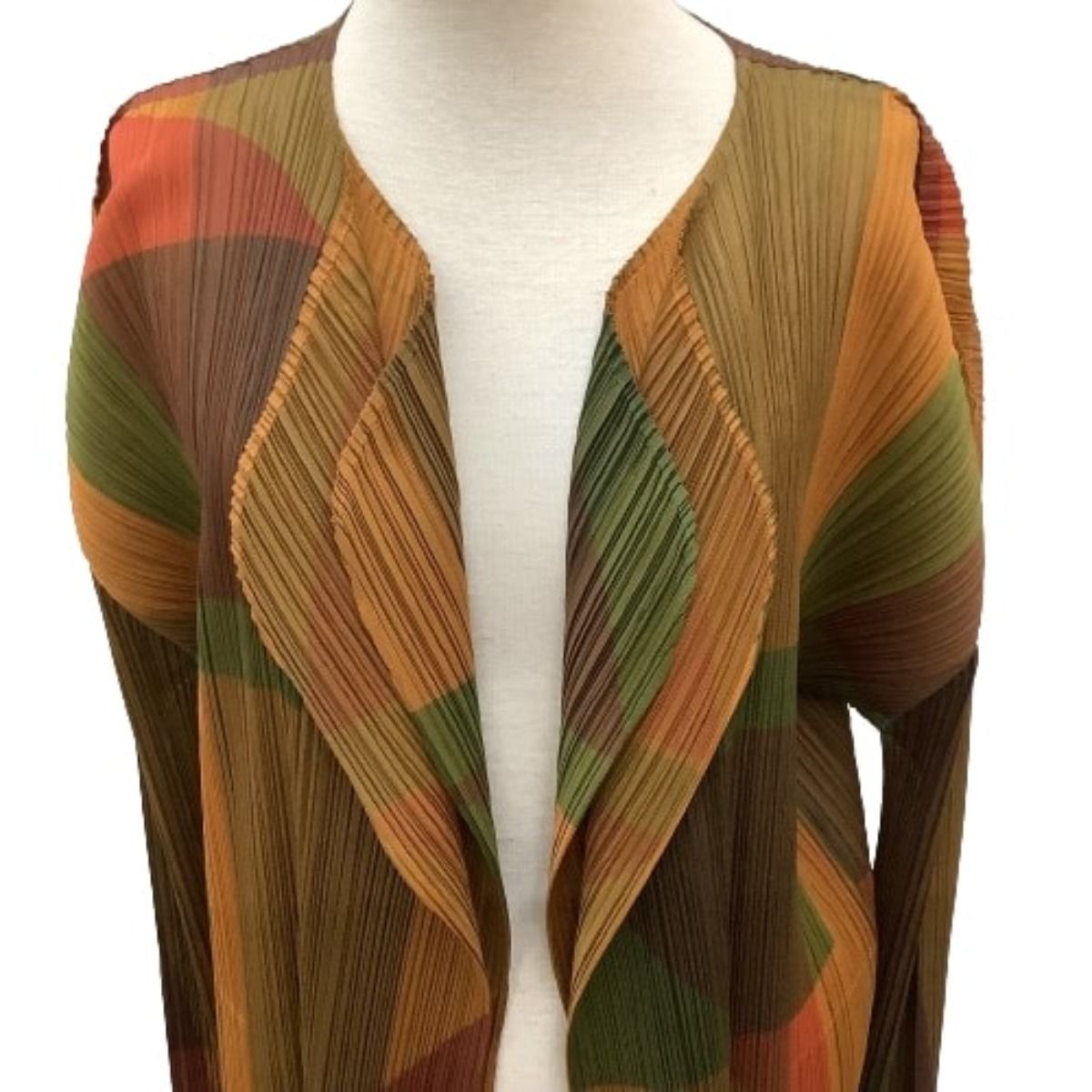 美品イッセイミヤケ変形ロングカーディガン☆ PLEATS PLEASE ISSEY MIYAKE（カーディガン）のフリマアイテム一覧