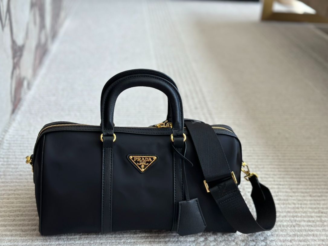 PRADAキャンバス|枕バッグ|ハンドバッグ リュック 小銭入れ 手首バッグ ショルダーバッグ