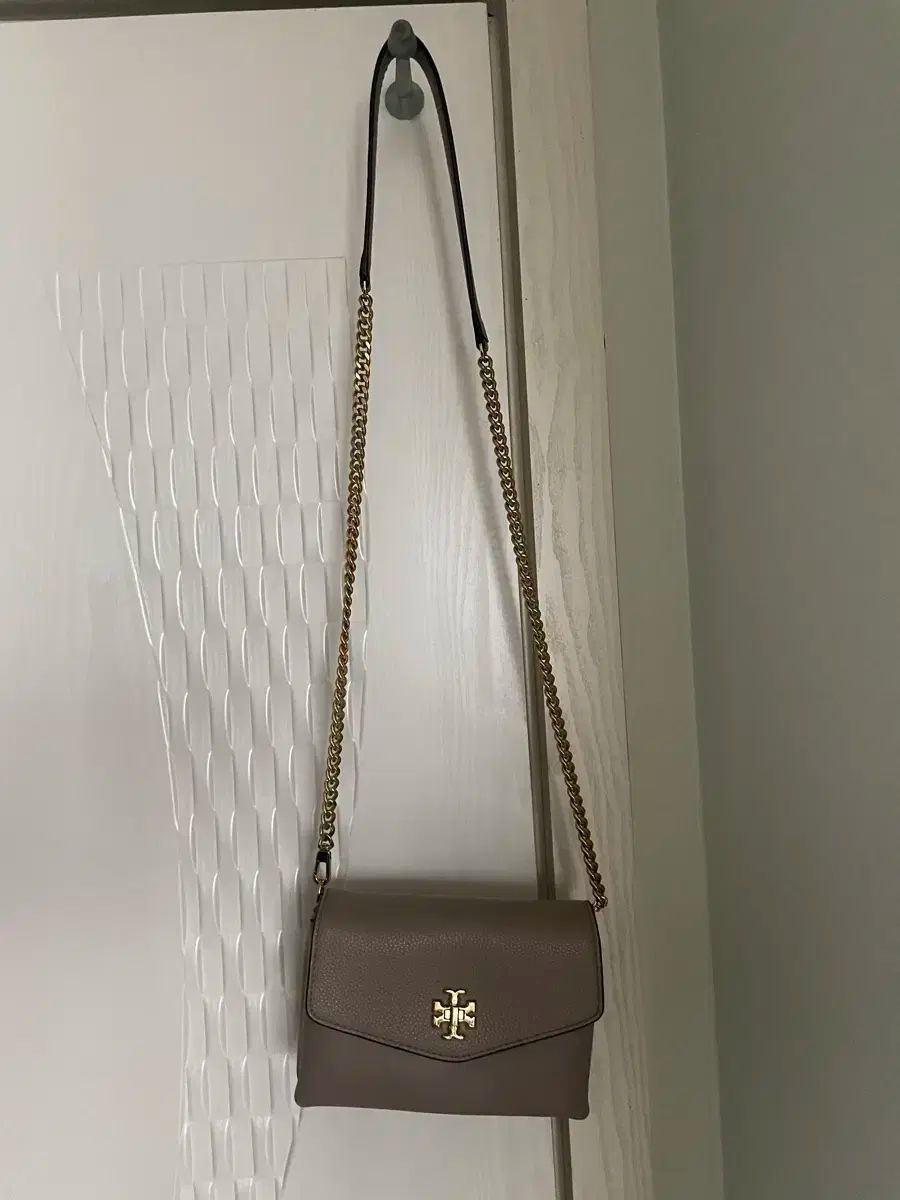 Tory Burch トリーバーチ クロスバッグ