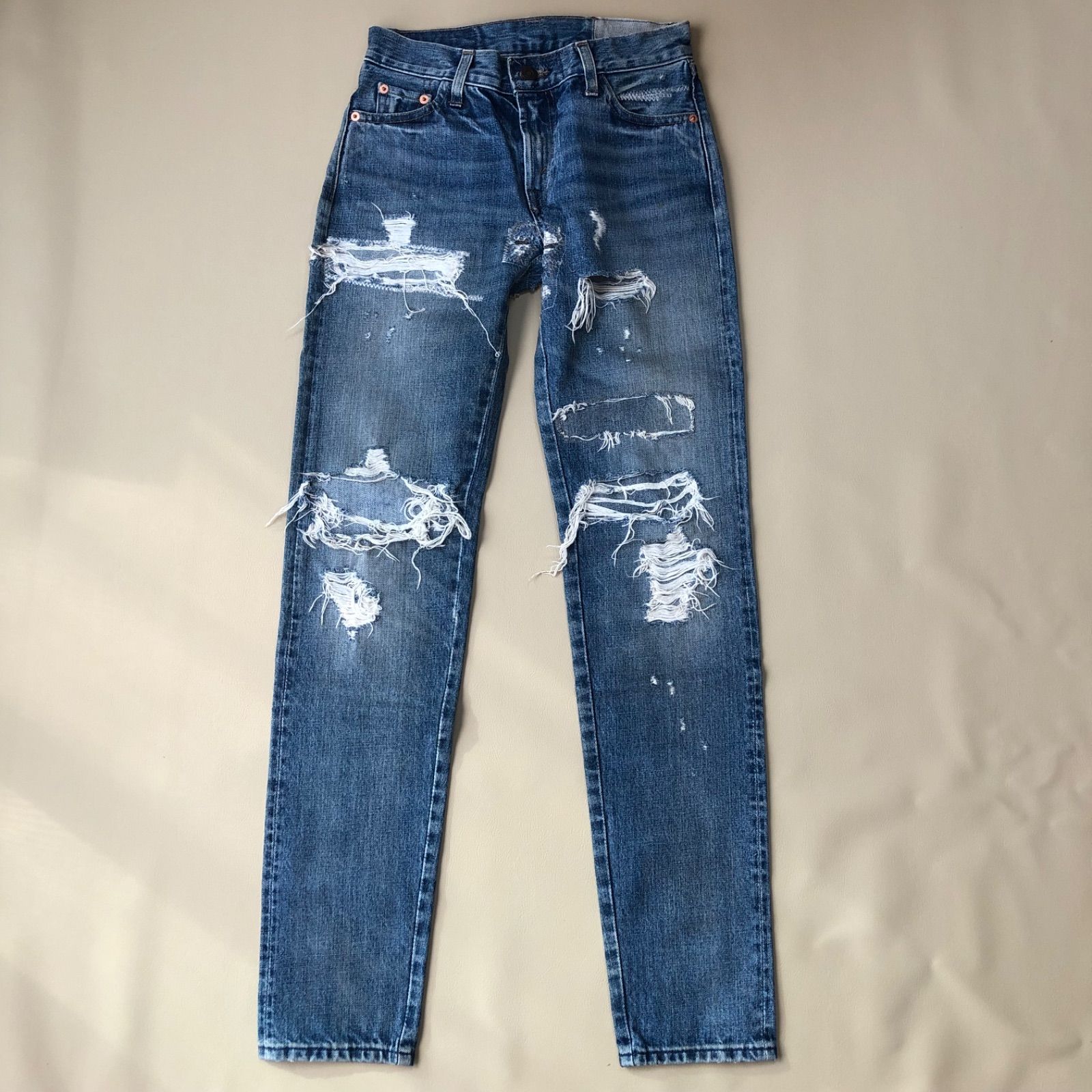 W25 LEVI'S LVC 