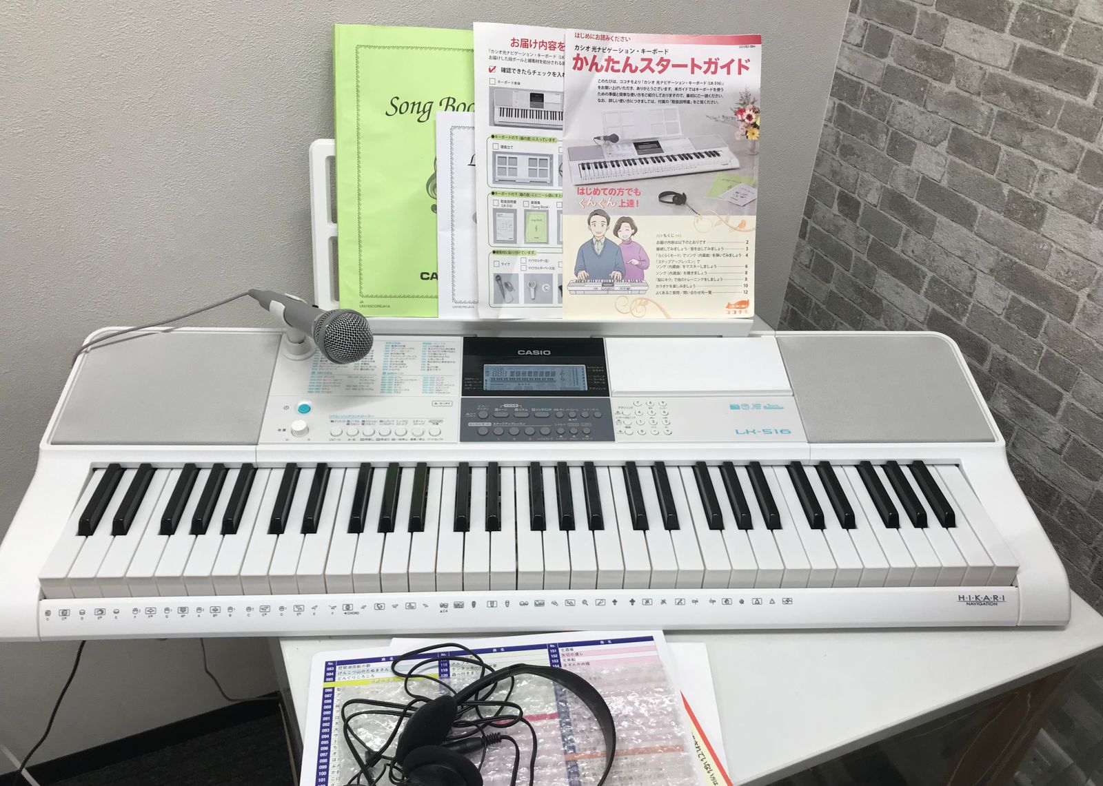 ☆美品☆ CASIO カシオ 電子キーボード 光ナビゲーション LK-516 鍵盤