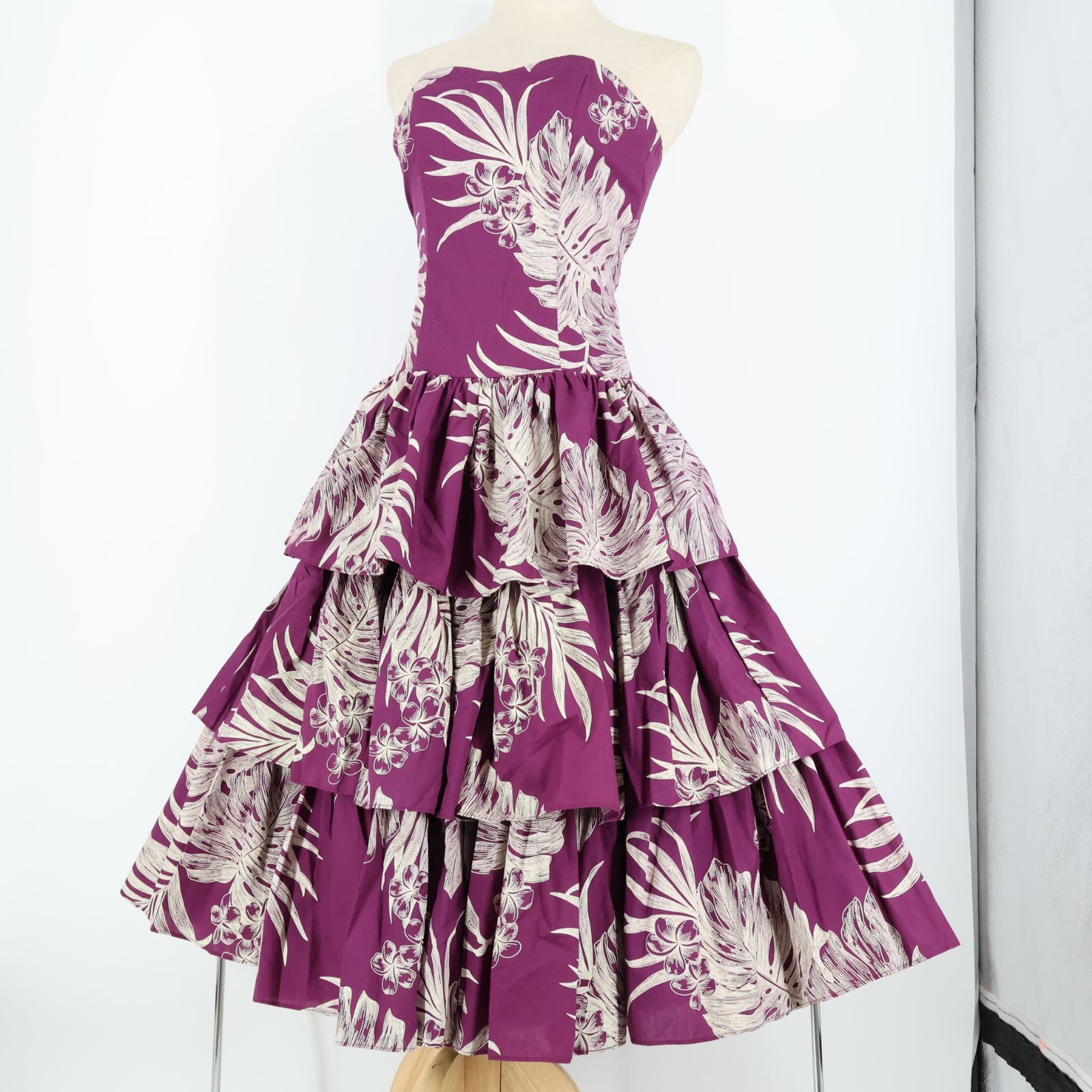 大人気，豊富な 【美品 ハワイ製 フラダンス衣装】パープル CC