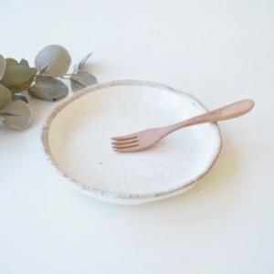 白唐津焼 白唐津四方茶盌 | 安永 頼山 | KOGEI STANDARD