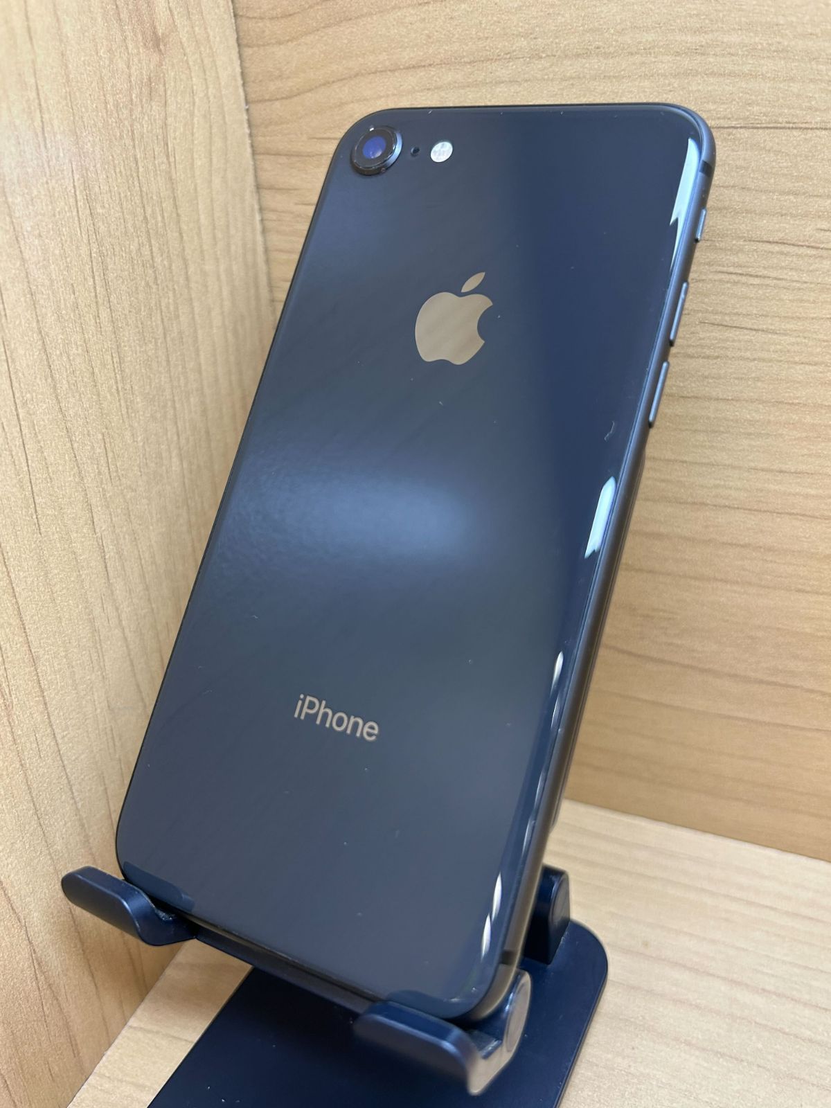 iPhone - iPhone 8 Space Gray 64GB au SIMロック解除済　美品 Amazon | 【整備済み品】 Apple iPhone 8 64GB スペースグレー