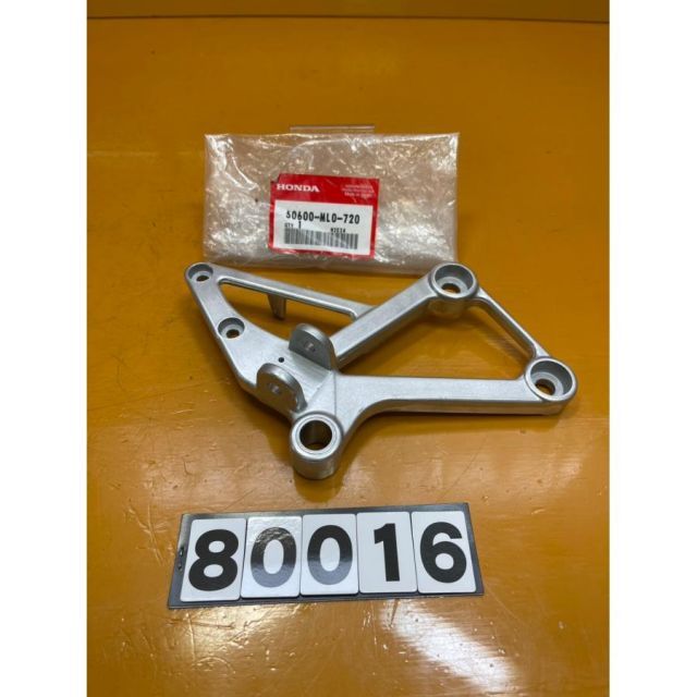 80016 HONDA ホンダ VFR400R NC21 NC24 右 ステップ プレート 50600-ML0-720