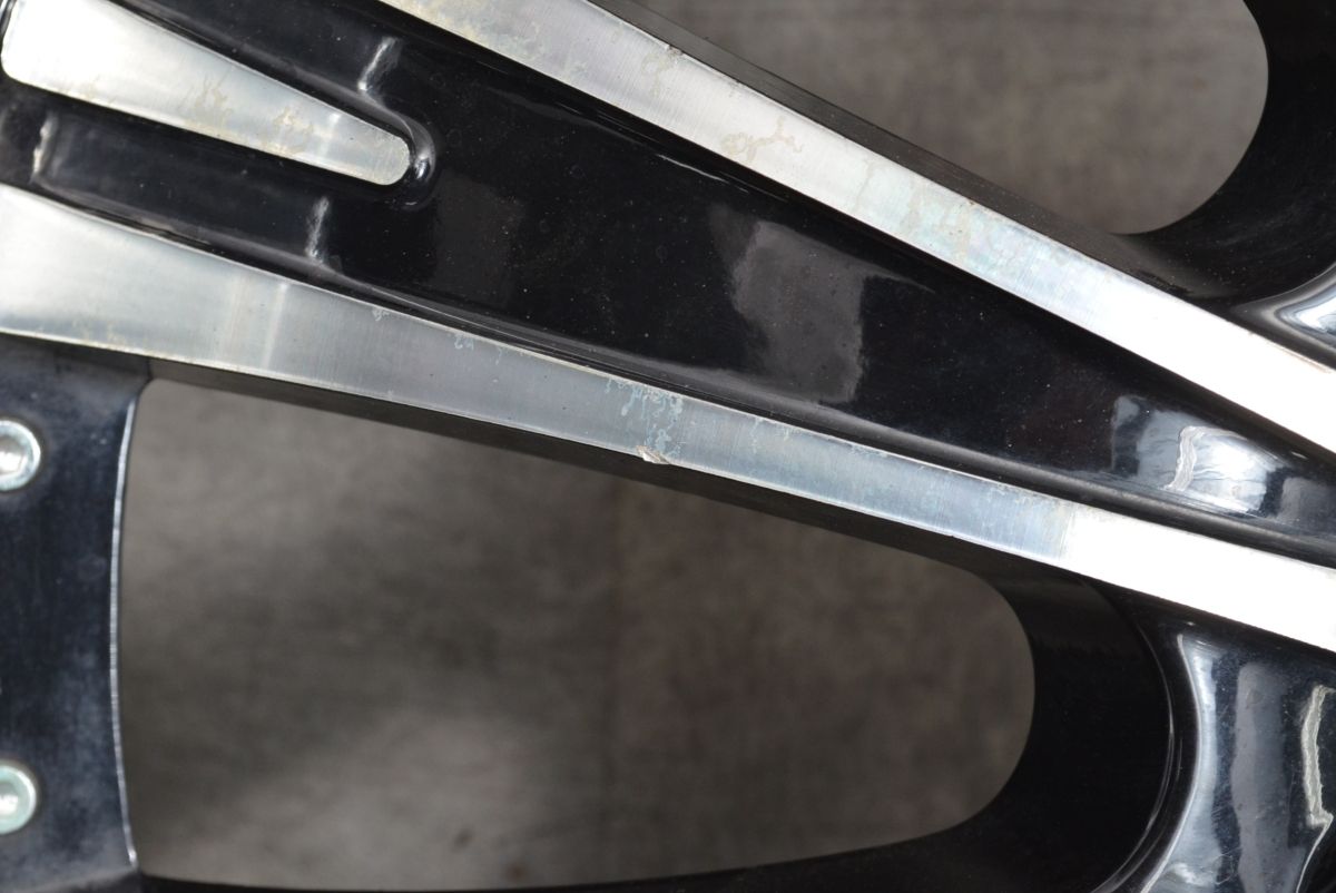 大注目！ カスタム用に ブラックダイヤモンド BD10 22in 9J 50 PCD150 レクサス LX570 ランドクルーザー200 交換用 健康