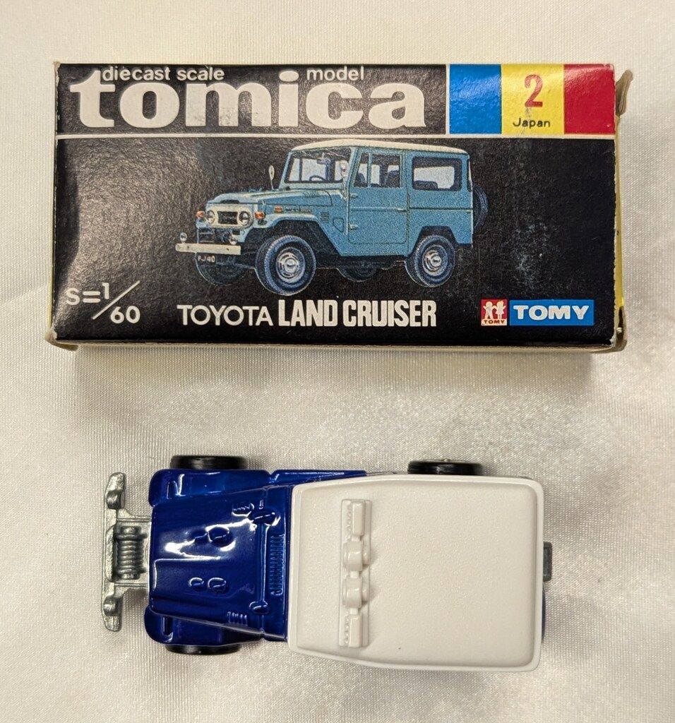 TOMY トミカ 黒箱 高島屋特注 トヨタ ランドクルーザー 紺 白屋根 2-2-9