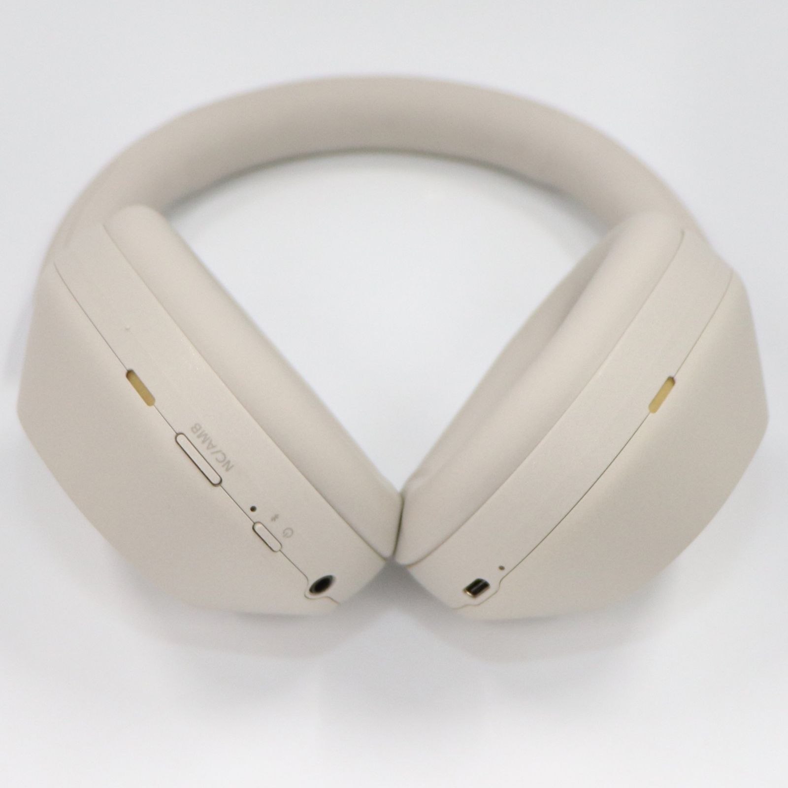 ワイヤレスノイズキャンセリングヘッドホン