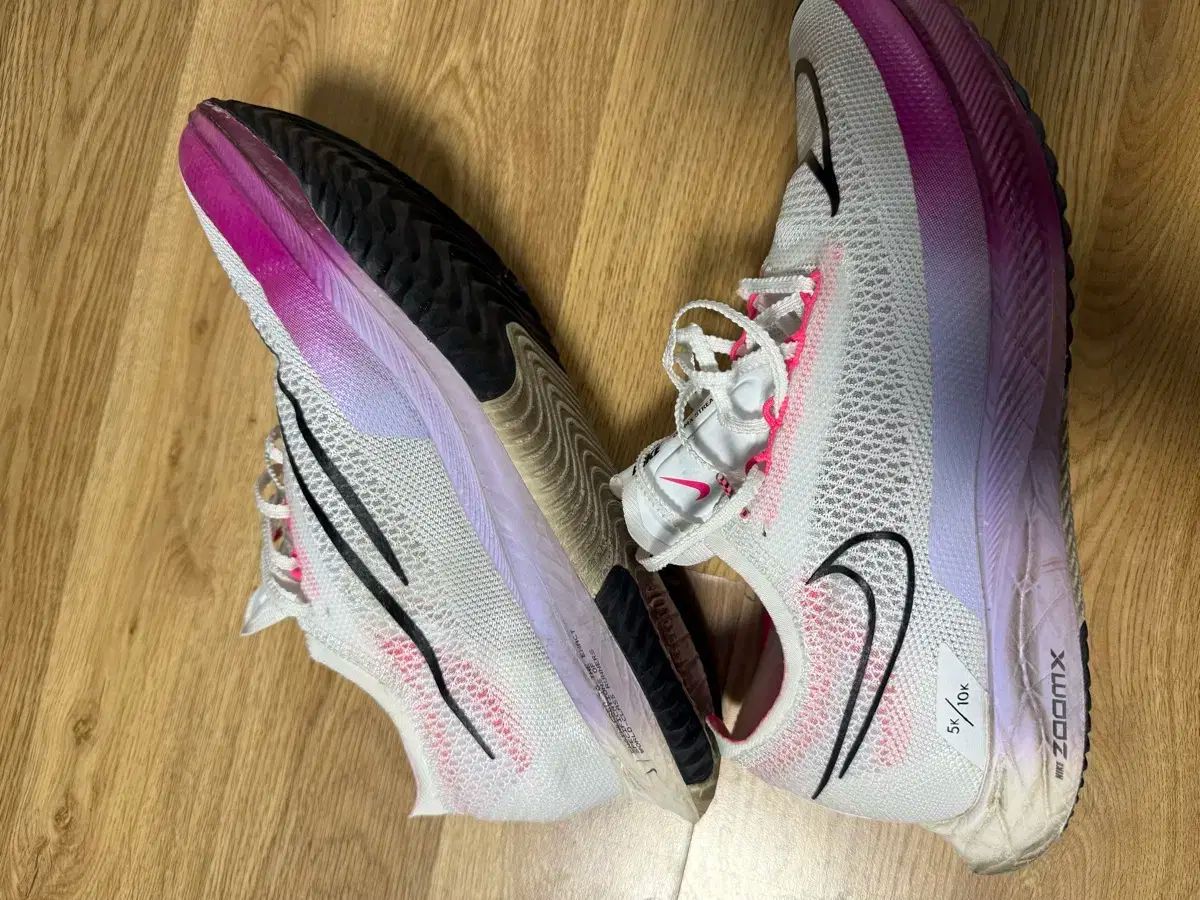 絶対にお買得!  NIKE ナイキ ズーム X ストリックフライ 白 265 大幅値下げ！ 