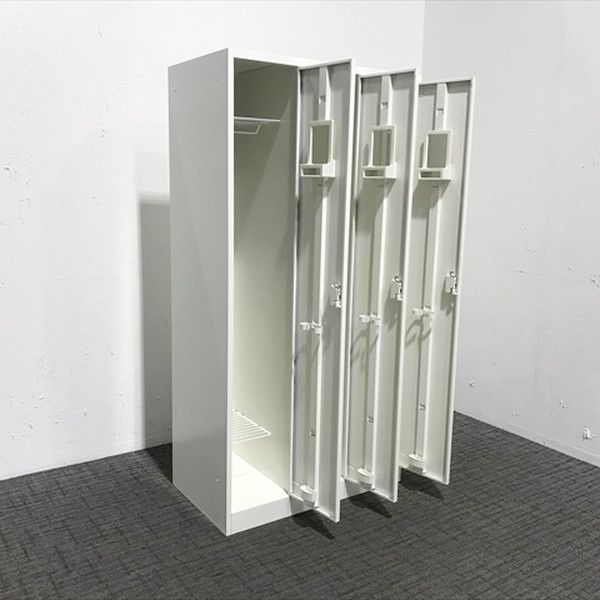 鍵付き 更衣ロッカー