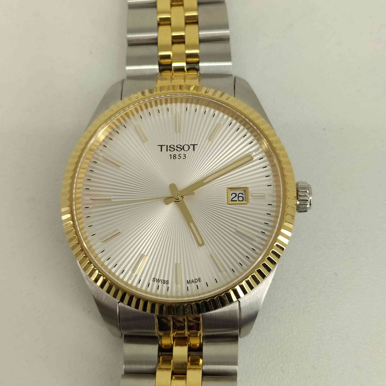 ティソ TISSOT バラード 40mm クォーツ シルバー文字盤 メンズ 表記無 