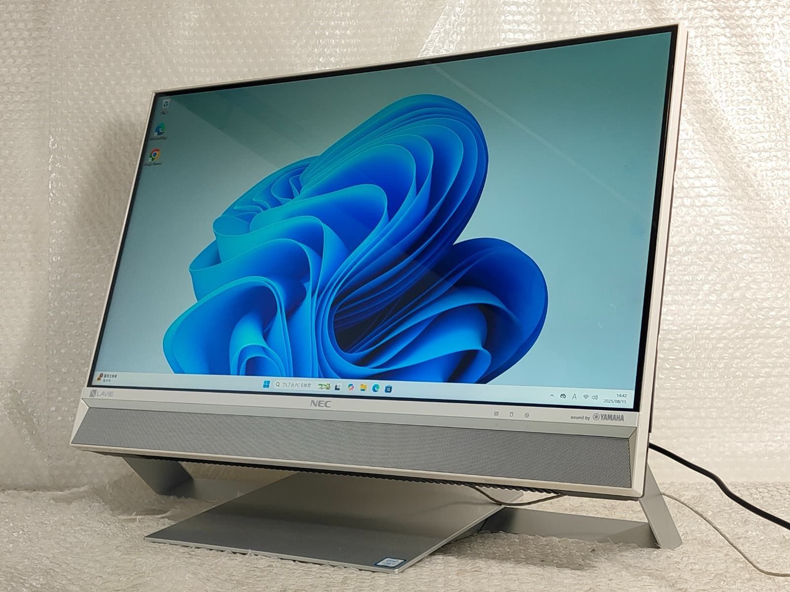 NEC LAVIE DA770/F Core i7-6500U/8GB/1TB HDD/Windows11/23.8型
