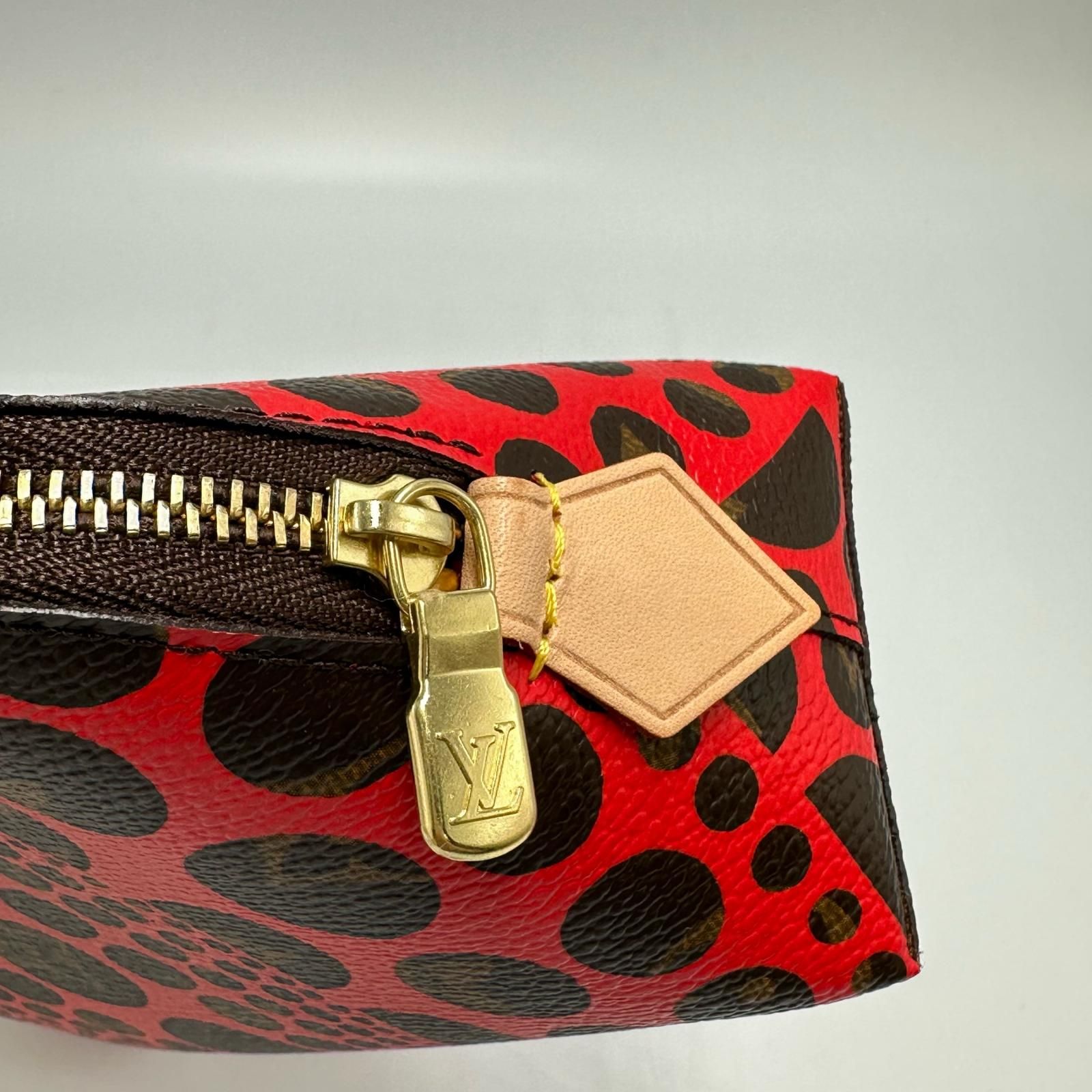 ルイヴィトン LOUIS VUITTON ポーチ パンプキンドット