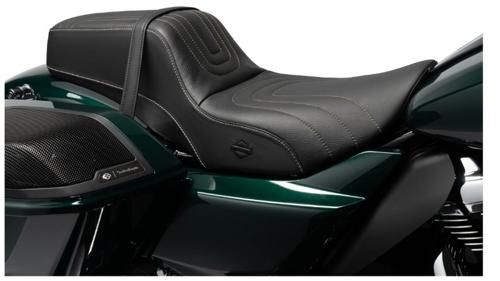 SWITCHBACK ツーリングシート Uステッチ 2023年以降FLHXSE、FLTRXSE