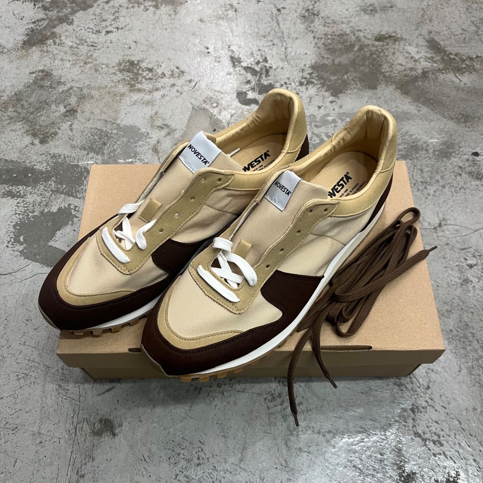 参考上代27500円 未使用品 NOVESTA MARATHON VEGAN TRAIL BROWN